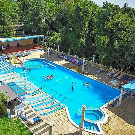 Dana Palace فندق فارنا